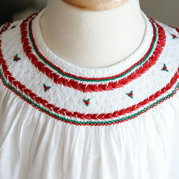 Strasburg Dress Smocked Long Sleeve Bishop White Red Holly Embroidery NWOT - Picture 3 of 6